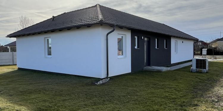 Családi ház kivitelezési áraink