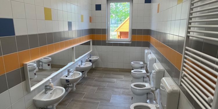 Középületek generálkivitelezési munkái