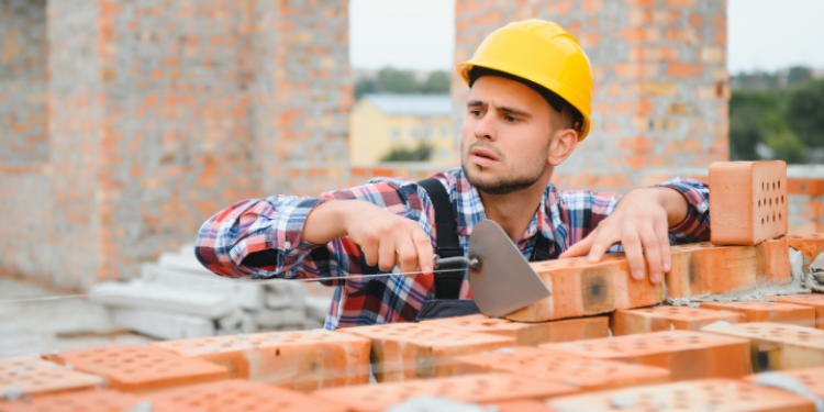 Kőműves szakmunkás