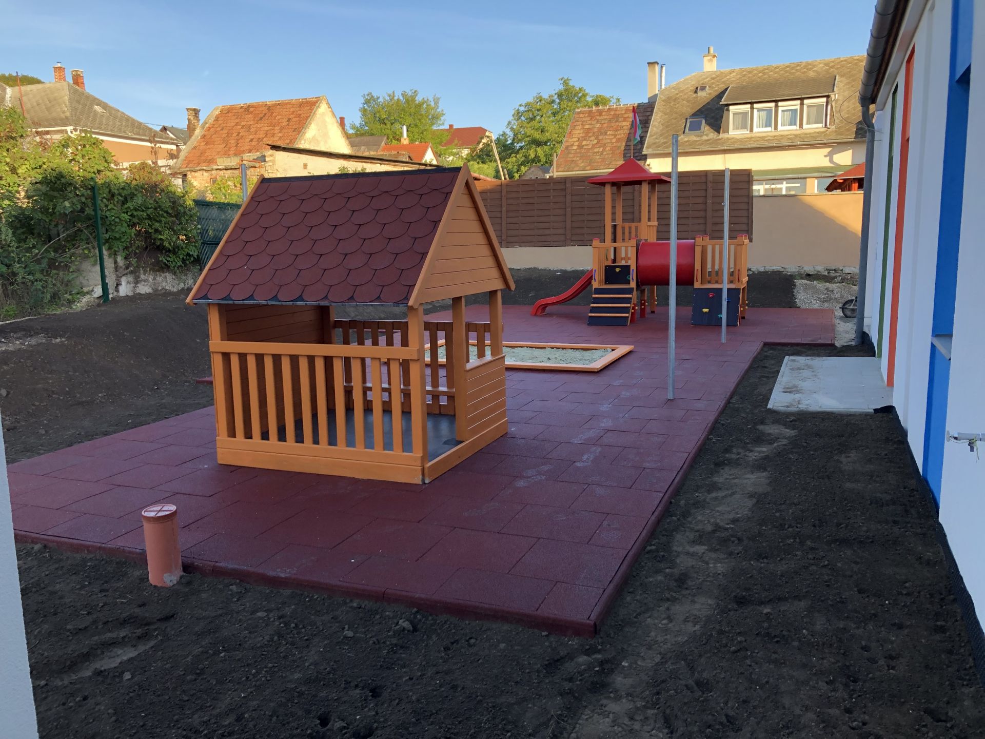 Bölcsőde építése Öskün