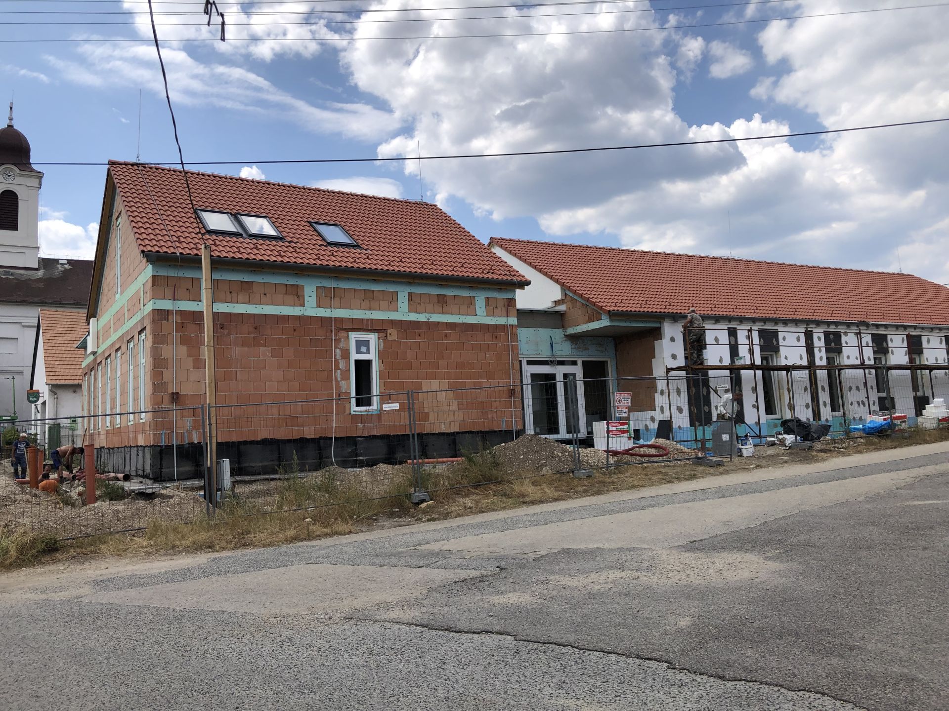 Bölcsőde építése Öskün