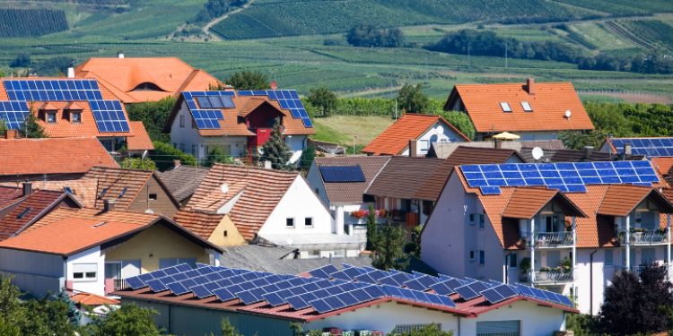 Hétfőn 10 órától indul a hajsza az ötmilliós állami napelempénzért